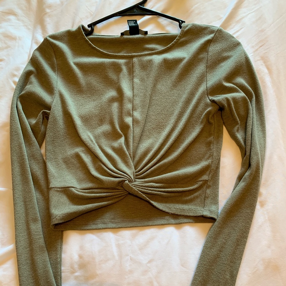 Green crop top